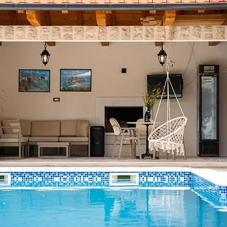 Villa Sunset & Sunrise In Stanisici-two With Common Pool