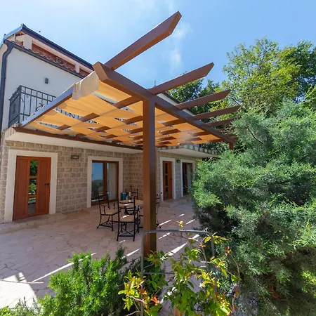 Villa Sunset & Sunrise In Stanisici-two With Common Pool *